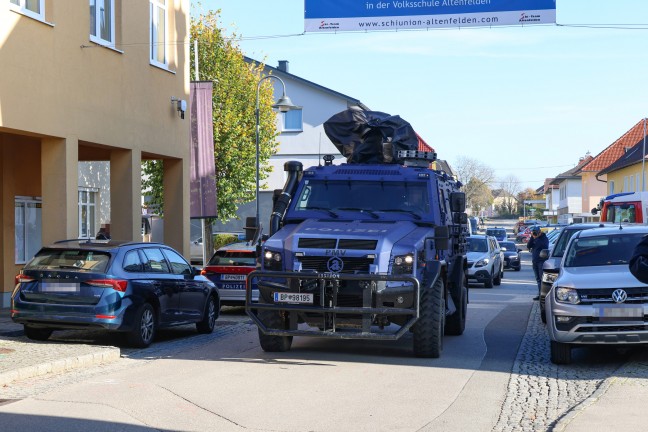 	Doppelmord im Mhlviertel: Auto von flchtigem Tter in einem Waldstck gefunden