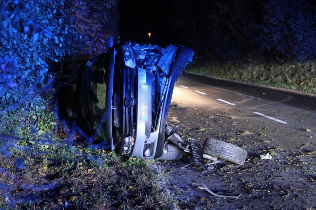 	Schwerer Verkehrsunfall in Wels-Schafwiesen fordert zwei Verletzte