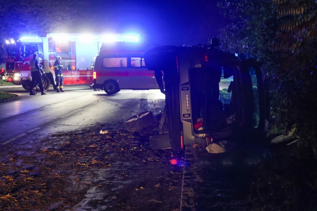 	Schwerer Verkehrsunfall in Wels-Schafwiesen fordert zwei Verletzte