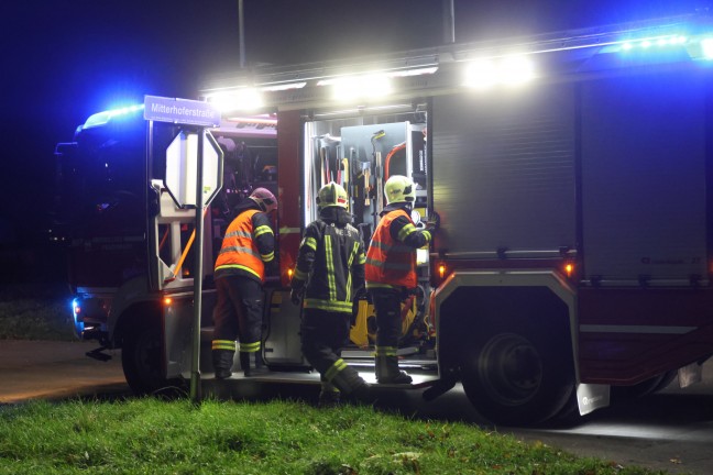 	Schwerer Verkehrsunfall in Wels-Schafwiesen fordert zwei Verletzte