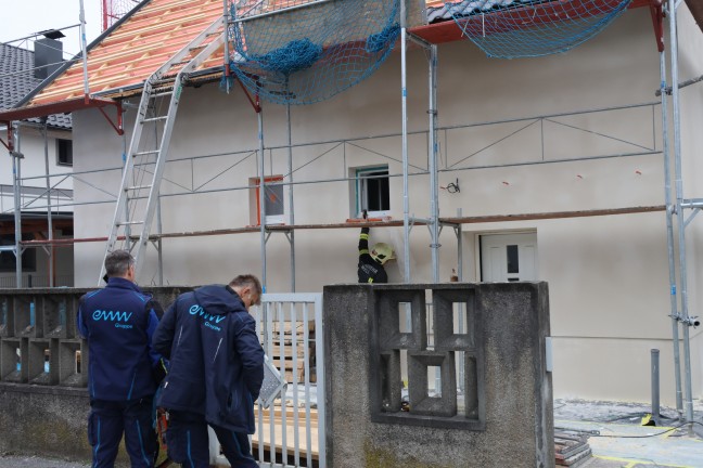 	Hohe CO-Konzentration: Person in einem Wohnhaus in Wels-Schafwiesen reglos aufgefunden