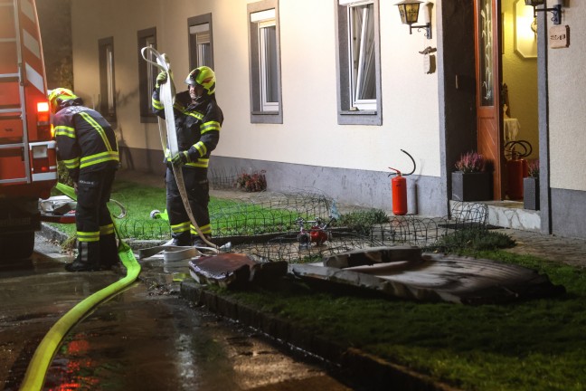 	Drei Feuerwehren bei Kellerbrand in einem Vierkanter in Kematen an der Krems im Einsatz