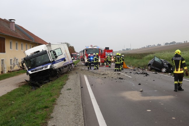 	Tdlicher Frontalcrash: Autolenker (57) starb bei Kollision mit Biertransporter in Grieskirchen