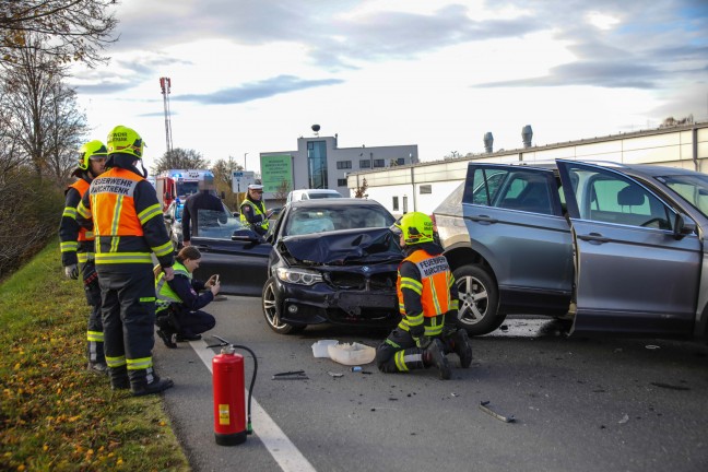 	Heftiger Auffahrunfall mit drei beteiligten Autos auf Wiener Strae bei Marchtrenk