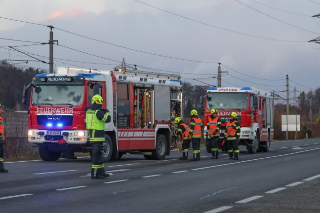 	Gleich zwei Unflle in Redlham: Crash zwischen zwei PKW und Streifkollision mit Feuerwehrfahrzeug