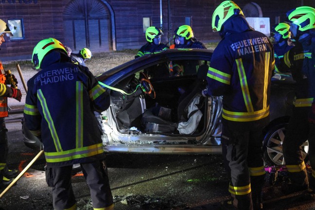 	Schwerer Crash auf Innviertler Strae bei Wallern an der Trattnach