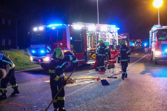 	Schwerer Crash auf Innviertler Strae bei Wallern an der Trattnach