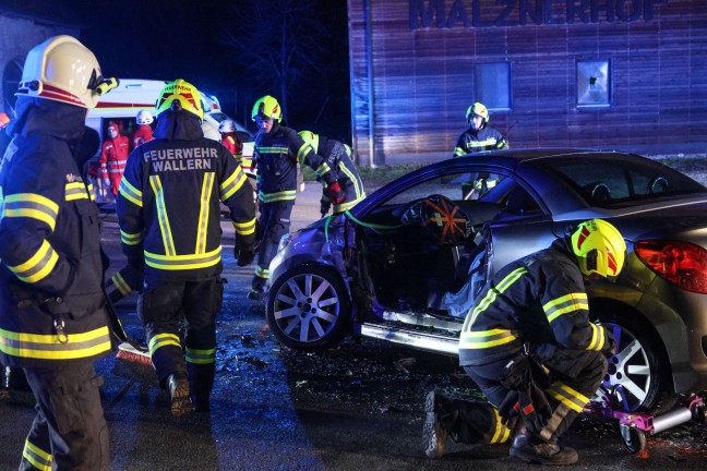 	Schwerer Crash auf Innviertler Strae bei Wallern an der Trattnach