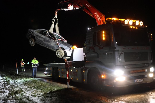 	Autoberschlag in Pettenbach fordert zwei Verletzte