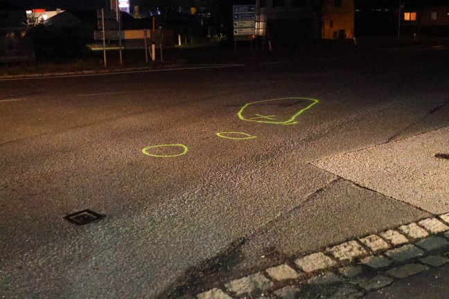 	Unbemerkt: Fugngerin (81) beim Queren der Kremstalstrae in Ansfelden von LKW tdlich berrollt