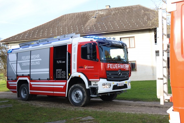 	Kaminbrand: Drei Feuerwehren zu Brand bei einem Bauernhof in Pollham alarmiert