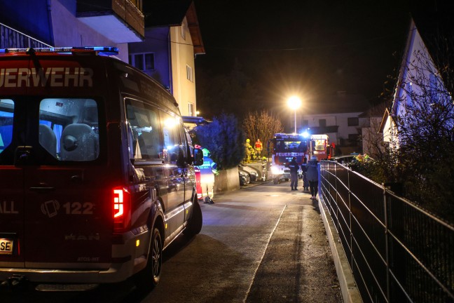 	Drei Verletzte nach Brand einer Pfanne in einer Wohnung eines Mehrparteienwohnhauses in Bad Hall