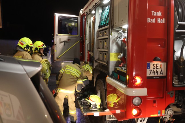 	Drei Verletzte nach Brand einer Pfanne in einer Wohnung eines Mehrparteienwohnhauses in Bad Hall