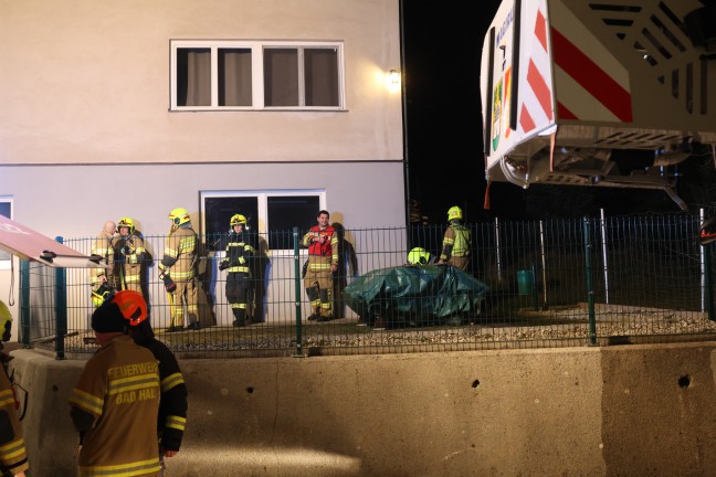 	Drei Verletzte nach Brand einer Pfanne in einer Wohnung eines Mehrparteienwohnhauses in Bad Hall