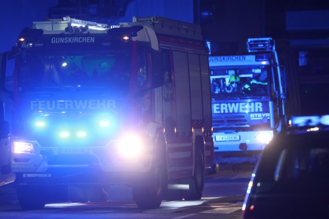 	Nchtlicher Einsatz: Feuerwehr zu Gasaustritt bei Unternehmen in Gunskirchen alarmiert