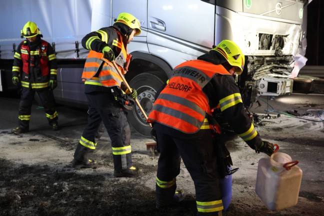 	Tdlicher Frontalcrash: Autolenker starb bei Kollision mit LKW in Micheldorf in Obersterreich