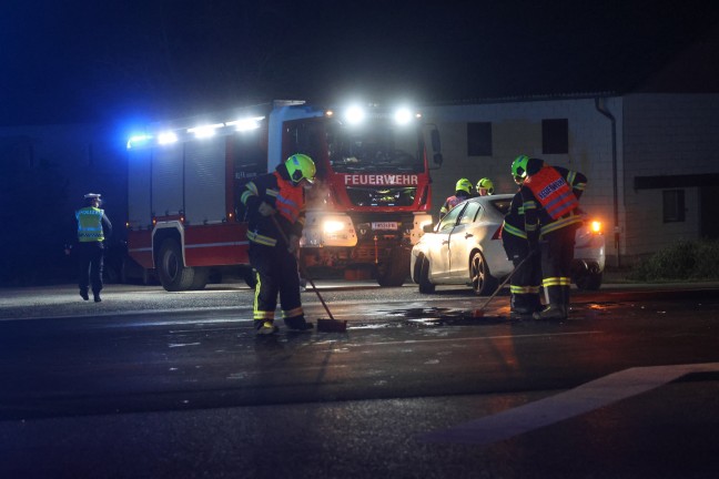 Verkehrsunfall zwischen zwei PKW im Kreuzungsbereich der Wallerner Strae in Pichl bei Wels