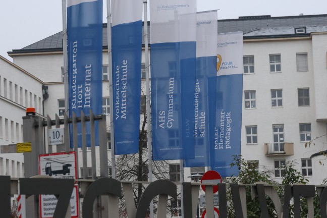 	Bombendrohungen gegen Volksschule und Gymnasium in Linz