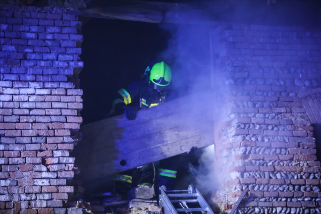 	Urteil: Zwei Jahre bedingte Haft nach Brandstiftungen auf altem Bauernhof in Marchtrenk