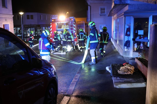 	Brand in einem Haus im Ortszentrum von Gallspach sorgte fr Einsatz zweier Feuerwehren