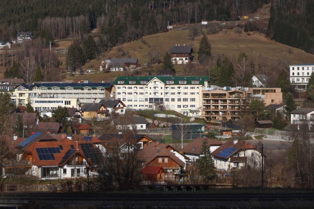 Rauchentwicklung: Schnelle Entwarnung nach gemeldetem Brand in einer Hotelanlage in Windischgarsten