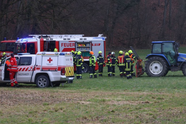 Personenrettung nach schwerem Forstunfall in Desselbrunn