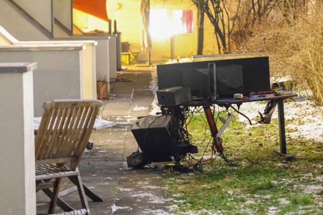 Todesopfer bei Zimmerbrand in einem Mehrparteienwohnhaus in Linz-Neue Heimat