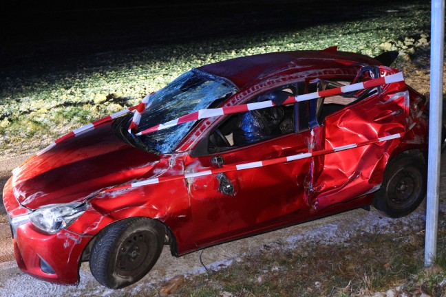 Unfall in Nubach: Auto landet nach berschlag in der Nachbargemeinde Schlierbach