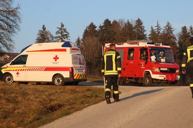 Personenrettung: Notarzthubschrauber, Rettung und Feuerwehr nach Forstunfall in Kirchham im Einsatz