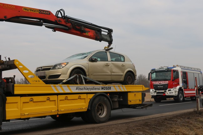 Autoberschlag auf Kremstalstrae bei Ansfelden endet glimpflicher als anfangs befrchtet