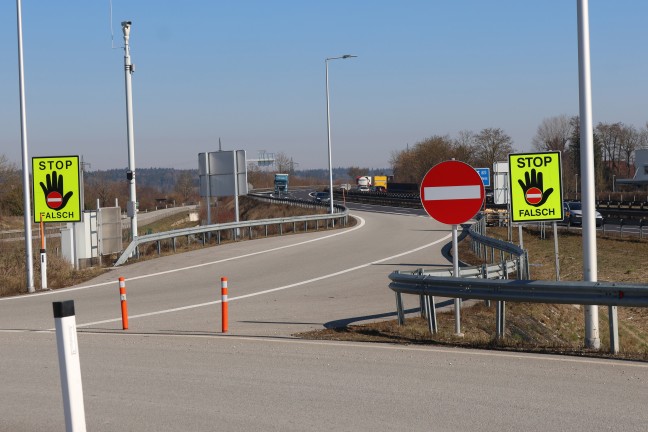 Geisterfahrt: Pensionist auf Innkreisautobahn bei Wels mit Seniorenmobil als Falschfahrer unterwegs