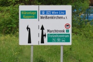 Neues Verkehrszeichen mit falscher Gemeindebezeichnung "Weißenkirchen an der Traun" aufgestellt