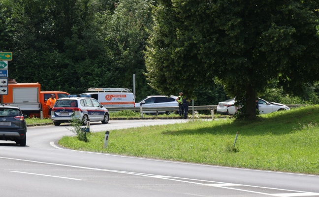 Verkehrsunfall im Kreuzungsbereich der Wallerner Straße in Pichl bei Wels
