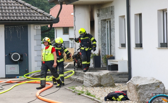 Drei Feuerwehren bei Kchenbrand in Schllberg im Einsatz