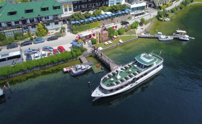 Großeinsatz: Brand auf einem Passagierschiff am Traunsee bei Gmunden