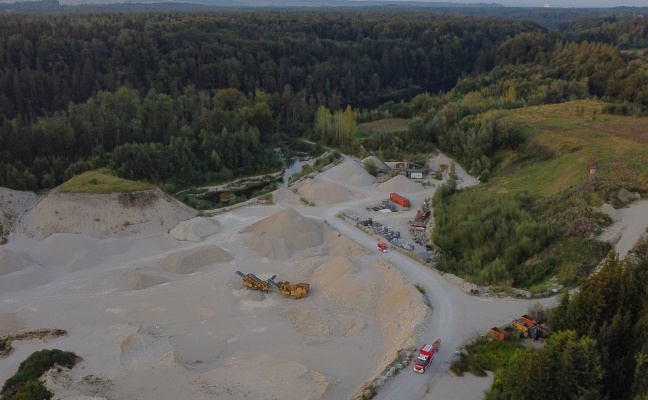 Granate entdeckt: Kajakfahrer entdeckte Kriegsrelikt in der Traun bei Roitham am Traunfall