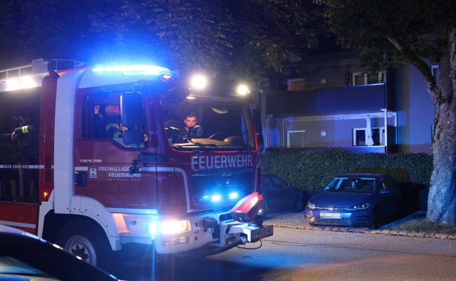 Brandverdacht in einem Mehrparteienwohnhaus in Wels-Lichtenegg