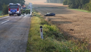 Fnfmal berschlagen: Auto bei schwerem Verkehrsunfall in Gunskirchen von Strae abgekommen