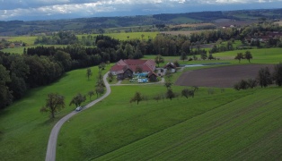 Brandeinsatz bei Bauernhof: Kabelbrand an einem Traktor in St. Marienkirchen an der Polsenz