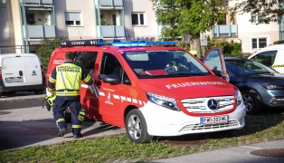 Brandverdacht durch Mikrowelle in einem Mehrparteienhaus in Marchtrenk