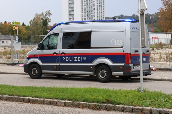 eCall-Alarm lste Alarmierung der Feuerwehr zu vermeintlich schwerem Unfall in Wels-Lichtenegg aus