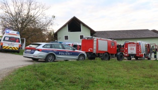 Rechtzeitig entdeckt: Brand in einem Stall eines Bauernhofes in St. Marienkirchen an der Polsenz