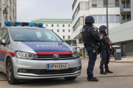 Schwer bewaffnet: Polizei nach Hinweis zu Doppelmord im Mhlviertel auch in Wels-Neustadt im Einsatz