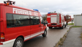 Personenrettung nach schwerem Verkehrsunfall auf Rieder Strae bei Hohenzell