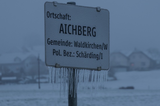 Drei Feuerwehr zu Brand eines Gebudes nach Waldkirchen am Wesen alarmiert