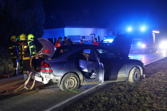 Verkehrsunfall in Sipbachzell: Lenker verlor bei Chaosfahrt smtliche Autoteile und sogar seine Hose