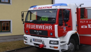 Zwei Feuerwehren bei Brand einer Selche in einem Gebude in St. Agatha im Einsatz